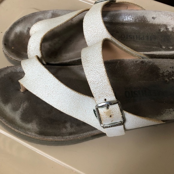 Mephisto Helen Sandals - Picture 2 of 6